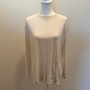 lululemon athletica Cream Long Sleeve Tee